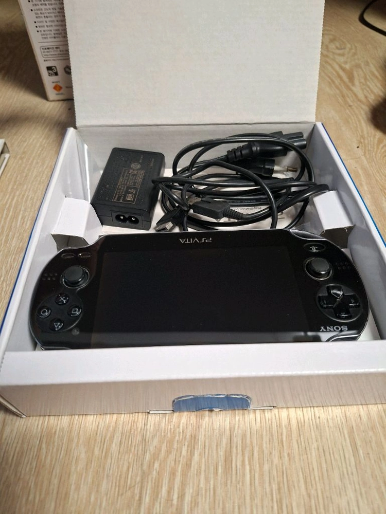 ps vita 1005 1세대 밸류팩 정품 4gb 16gb 메모리 이미지