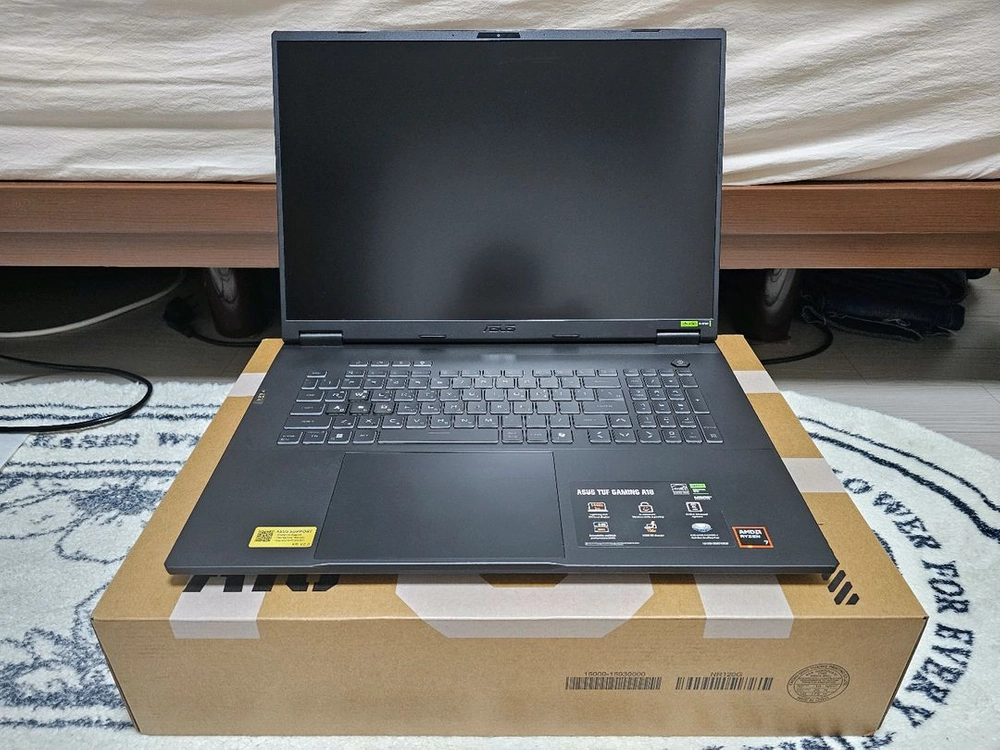 ASUS TUF Gaming A18 RTX 5060 ㅡ 윈도우 포함, 상태 최상! 이미지
