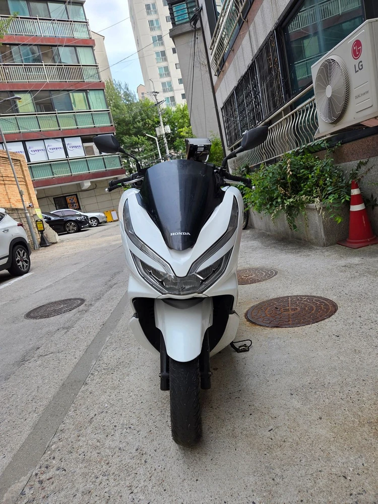 혼다 PCX 125 20년식 배달 세팅 차량 이미지
