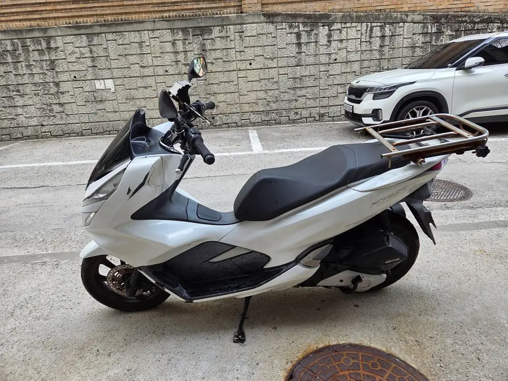 혼다 PCX 125 20년식 배달 세팅 차량 이미지
