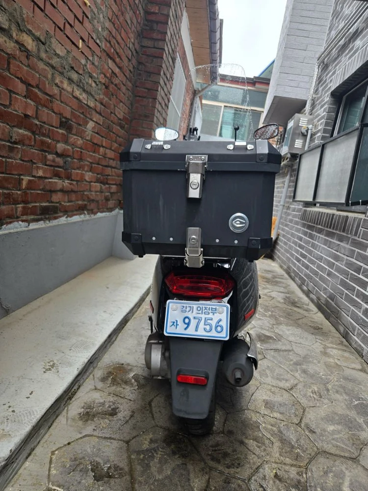 람브레타v125 19년식 블랙 25000km 이미지