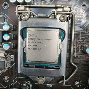 구합니다 CPU 메인보드 i5-4세대 i5-9400f이상 이미지
