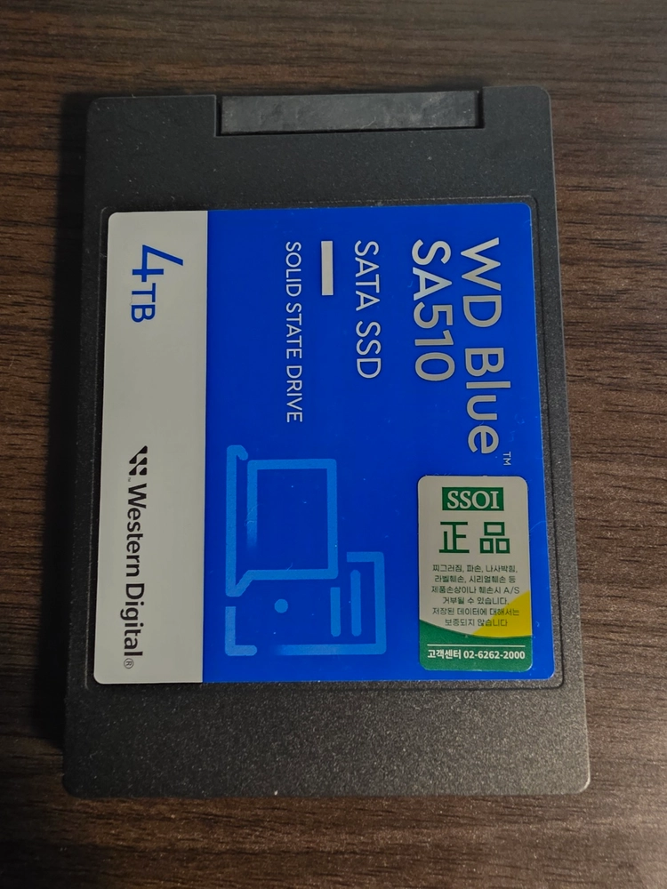 WD Blue 4TB SSD 2.5 SATA 이미지