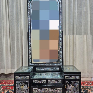 전통고가구 인테리어 자개화장대 이미지
