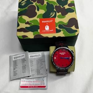 베이프 스와치 콜라보 시계 빅볼드 런던에디션 한정판 swatch bape 이미지