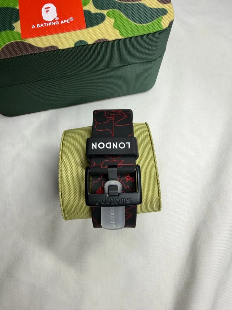 베이프 스와치 콜라보 시계 빅볼드 런던에디션 한정판 swatch bape 이미지