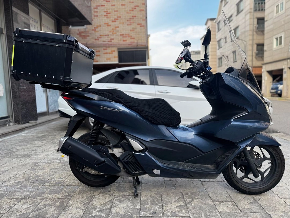 혼다 Pcx125 22년형 ABS 3만Km 판매합니다. 이미지