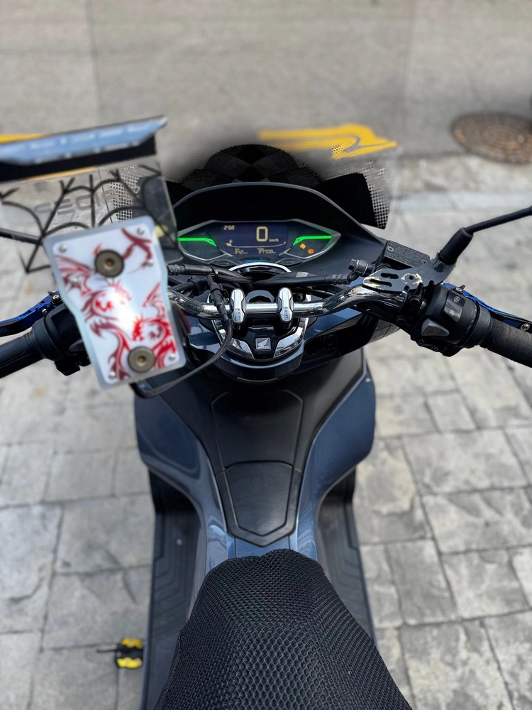 혼다 Pcx125 22년형 ABS 3만Km 판매합니다. 이미지