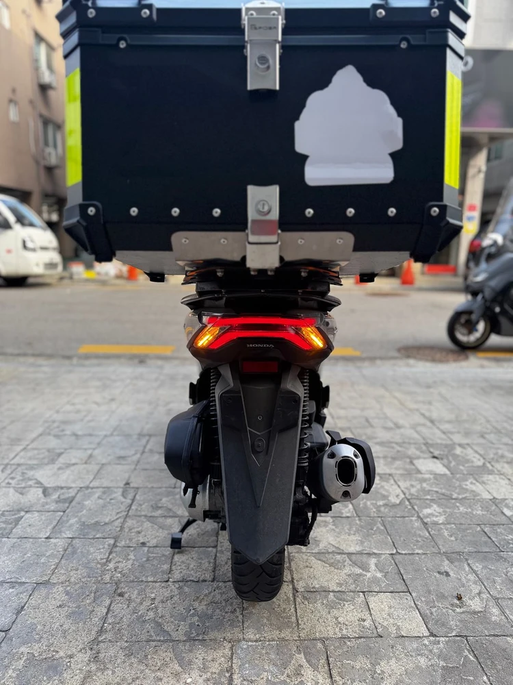 혼다 Pcx125 22년형 ABS 3만Km 판매합니다. 이미지
