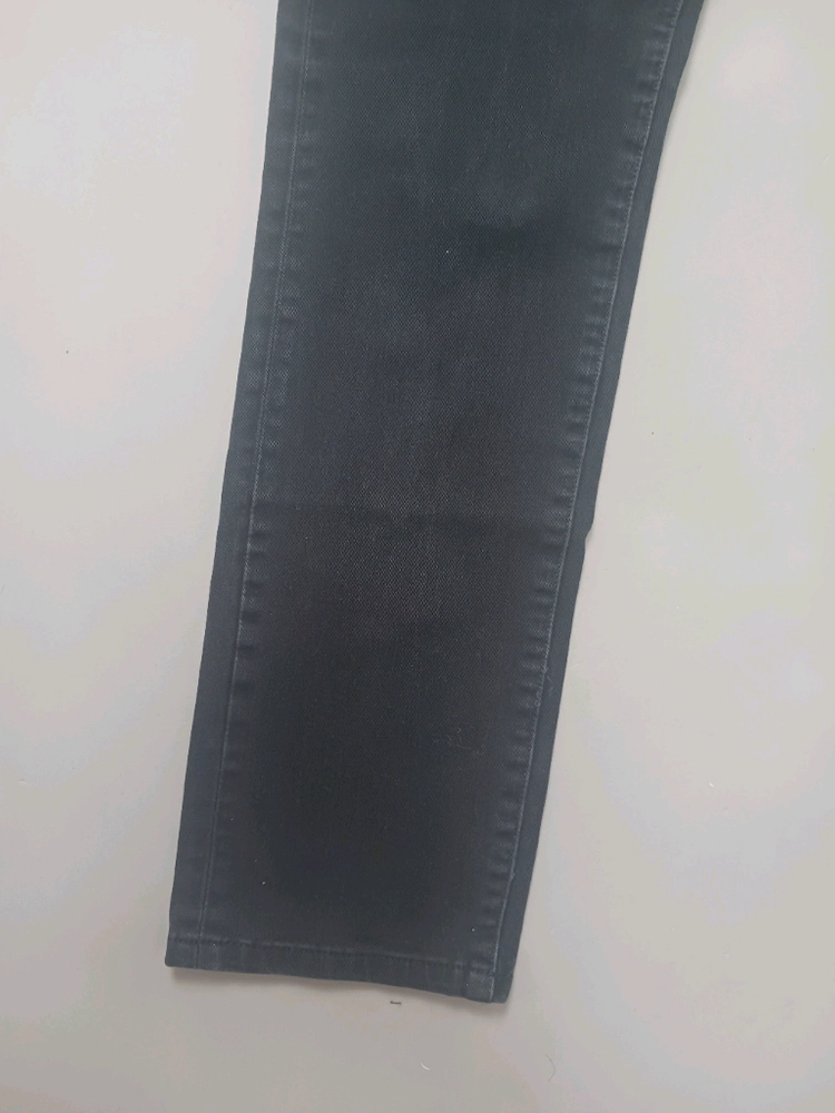 [32] 유니클로 스키니핏 컬러스테인 틴티드 블랙 진 청바지 이미지