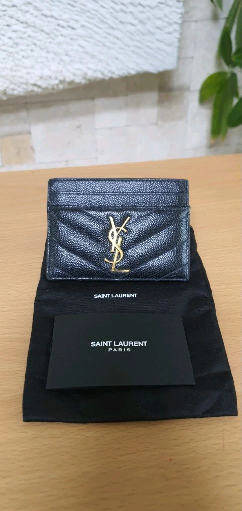 입생로랑 생로랑 카드지갑 금장 정품A급(감정O)구찌프라다루이비통디올고야드샤넬셀린느보테가버버리발렌시아가가방 이미지