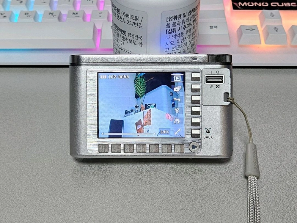 삼성 VLUU NV15 실버 y2k 빈티지 디카 이미지