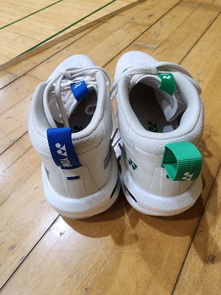 요넥스 그라파이트 배드민턴화 이미지