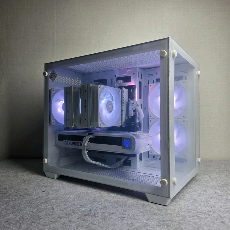 7800X3D 5070 화이트 데스크탑 게이밍 컴퓨터 본체 이미지