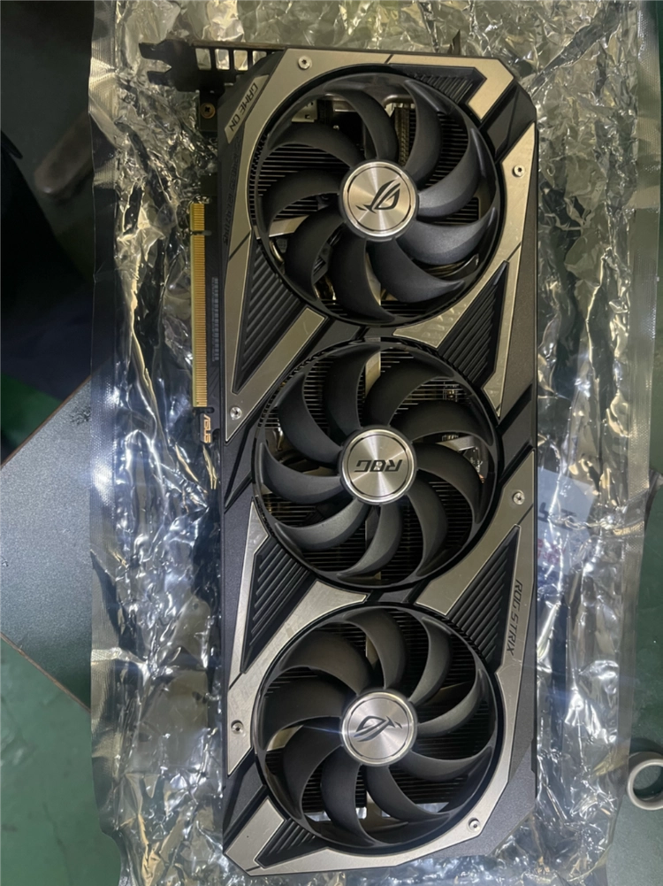 ASUS ROG STRIX RTX 3060 12gb 이미지