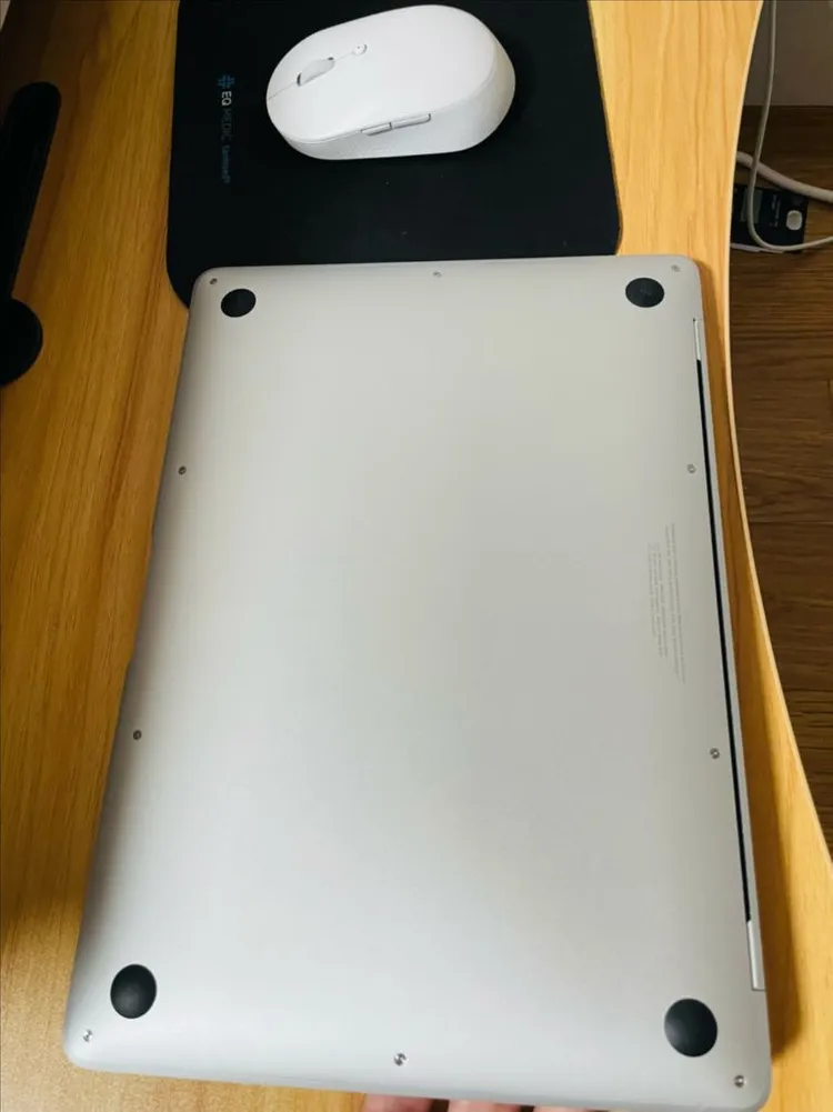 노트북 M1칩 8GB/256GB 이미지