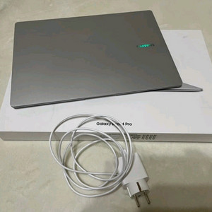 갤럭시북4pro(16인치,512GB)윈도우 11+화면보호필름 NT960XGK-KC51S 이미지