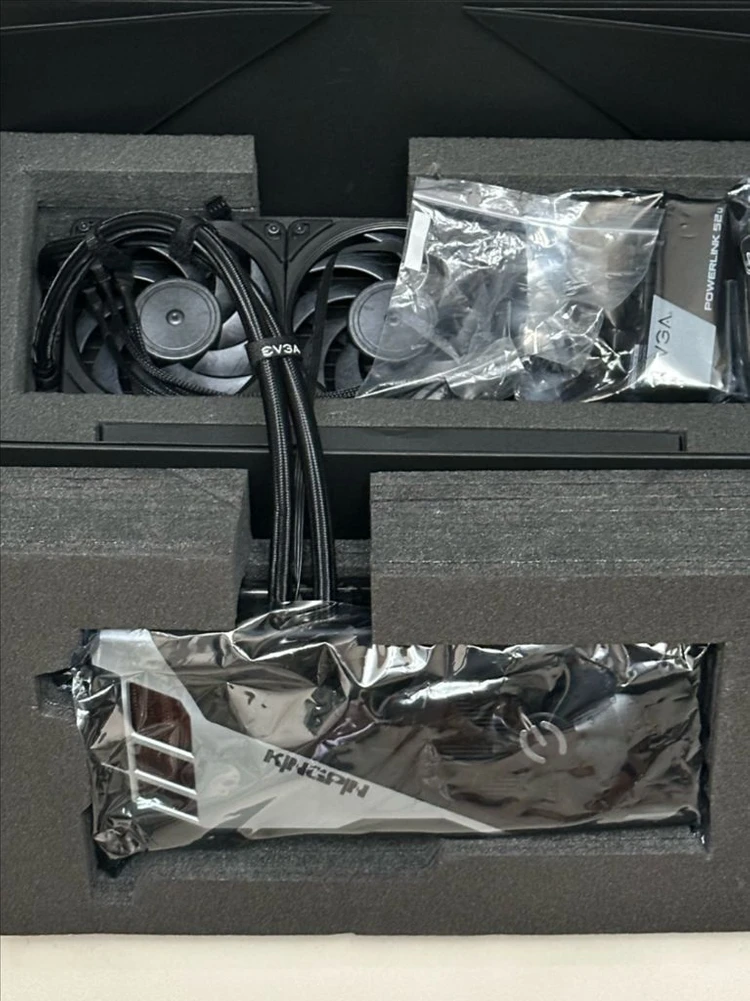 EVGA 3090ti KINGPIN 한정판 풀박스 판매합니다 이미지