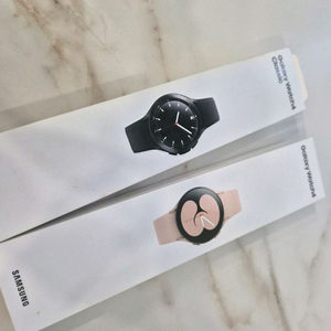 갤럭시워치 4 핑크 40mm / 갤럭시워치4 클래식 블랙 46mm 이미지