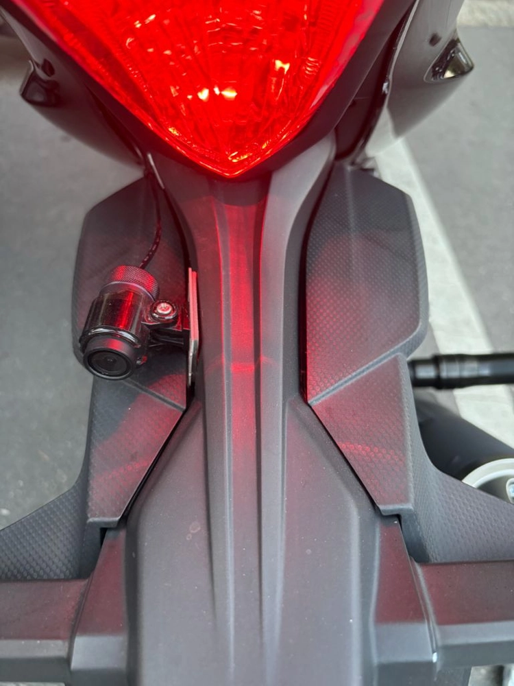 스즈키 GSX-R125 블랙 23년식(신차급) 이미지