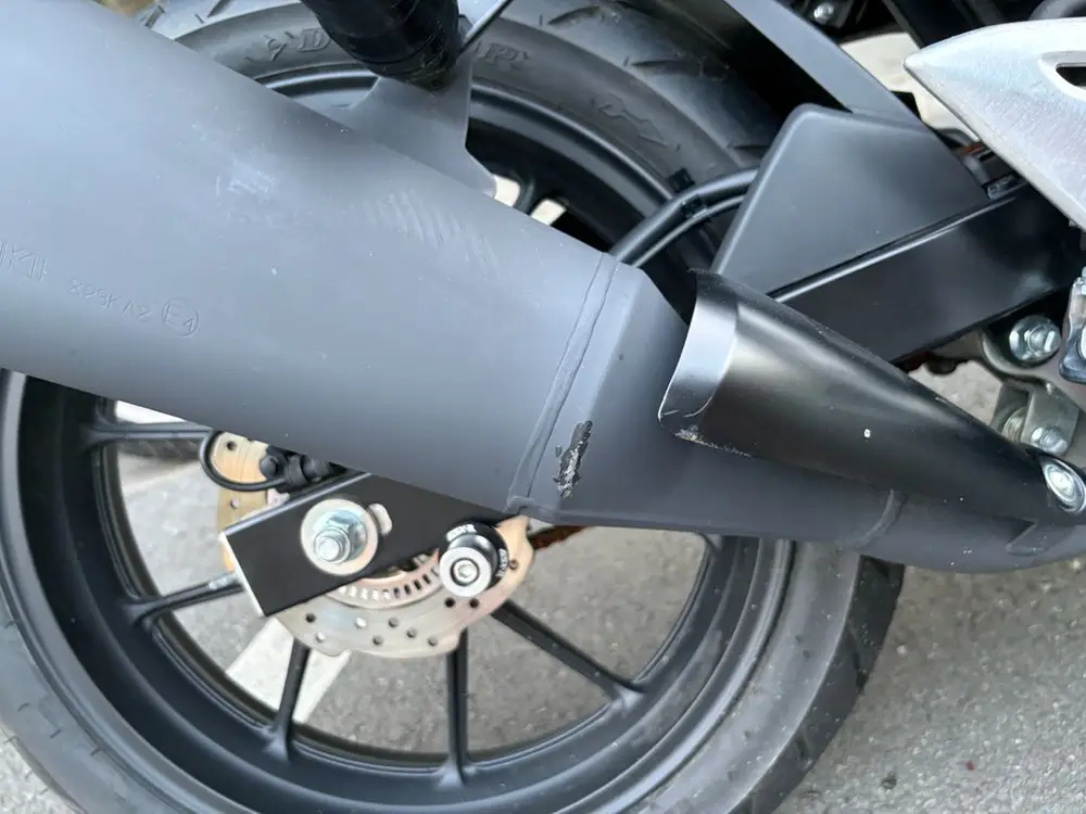 스즈키 GSX-R125 블랙 23년식(신차급) 이미지