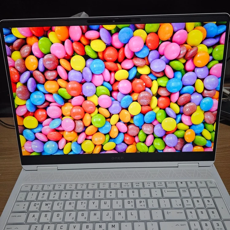 HP 오멘 맥스(MAX) RTX 5090 게이밍 노트북 16인치 팝니다. 이미지