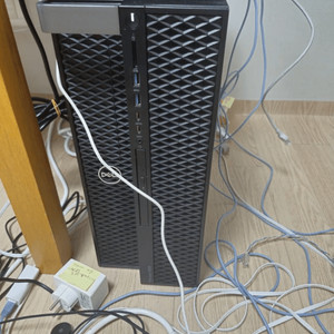 Dell Precision 5820T 데스크탑 워크스테이션 PC 램 96기가 이미지