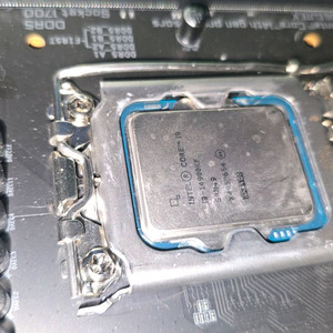 인텔 코어i9-14900KF CPU 이미지