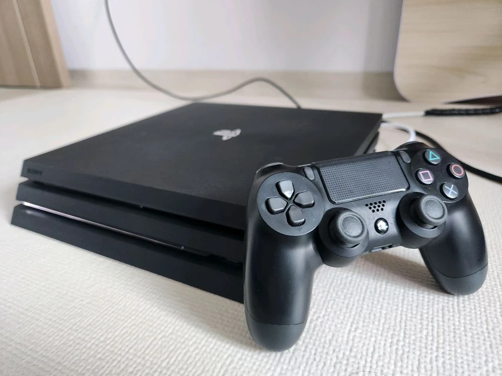 [익산 직거래]PS4 pro 블랙 및 타이틀 명작 16개 판매 이미지