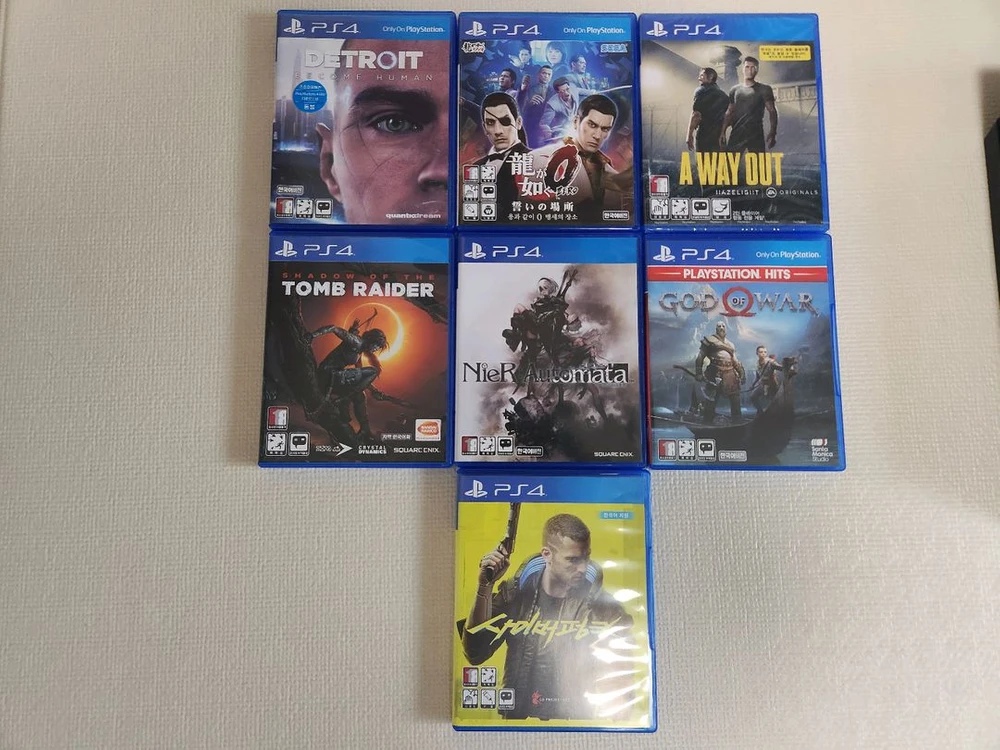 [익산 직거래]PS4 pro 블랙 및 타이틀 명작 16개 판매 이미지