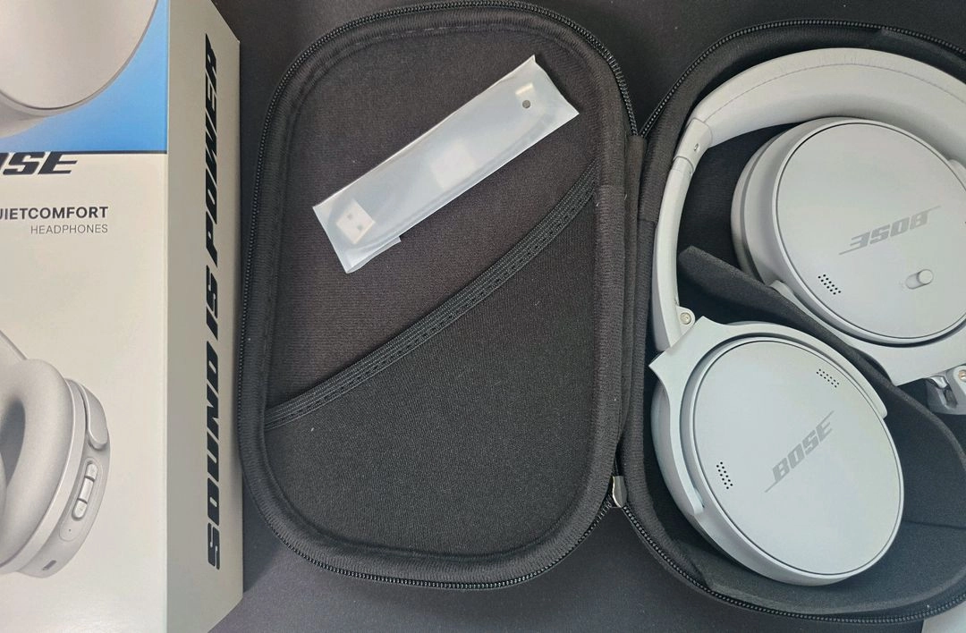 보스 BOSE QC 노이즈캔슬링 무선 블루투스 헤드폰 문라이트 그레이 이미지