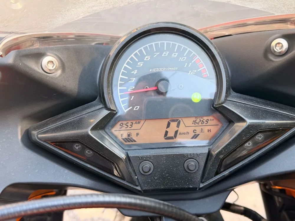 cbr125r 15년 1만 랩솔 에디션 오렌지 이미지