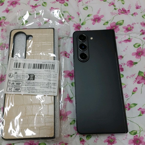 A급 ㅡ 갤럭시 Z폴드5 256GB 이미지