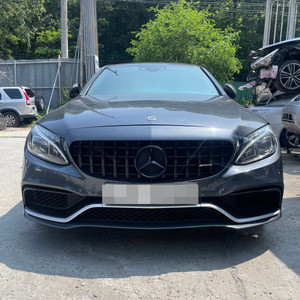 벤츠 w205 c220 / 실내 or 전장 및 외장 부품 판매합니다 이미지