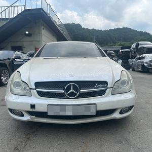 벤츠 W219 CLS35 / 실내 or 전장 및 외장 부품 판매합니다 이미지