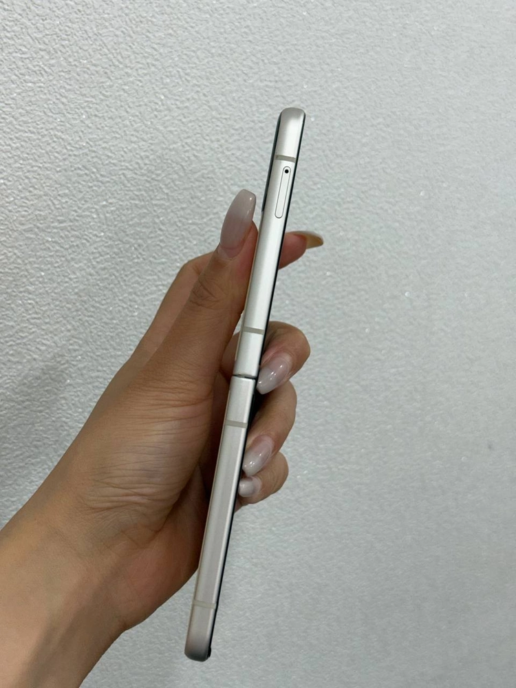 액정깨끗)갤럭시Z플립3 크림 256GB Y1923 이미지