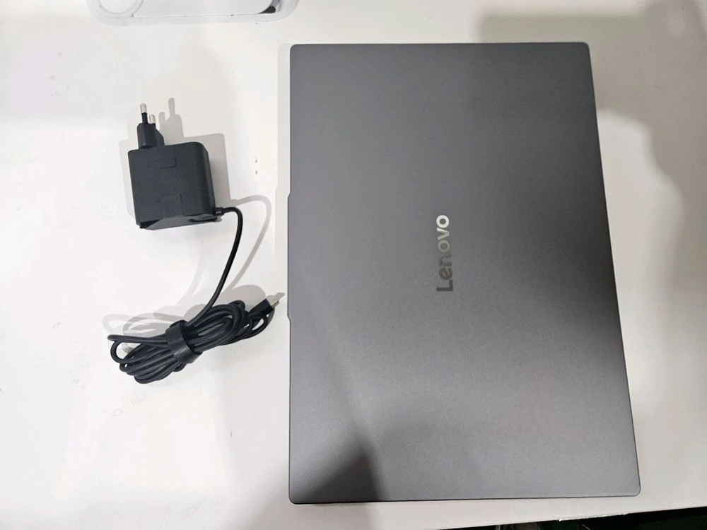 레노버 아이디어패드 슬림5 라이젠AI5 24GB 512GB 이미지