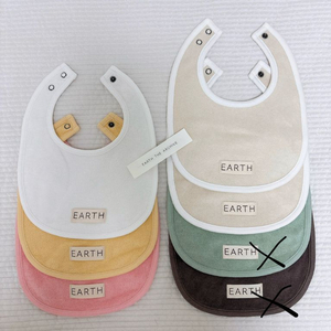 얼쓰 턱받이 얼쓰빕 이미지