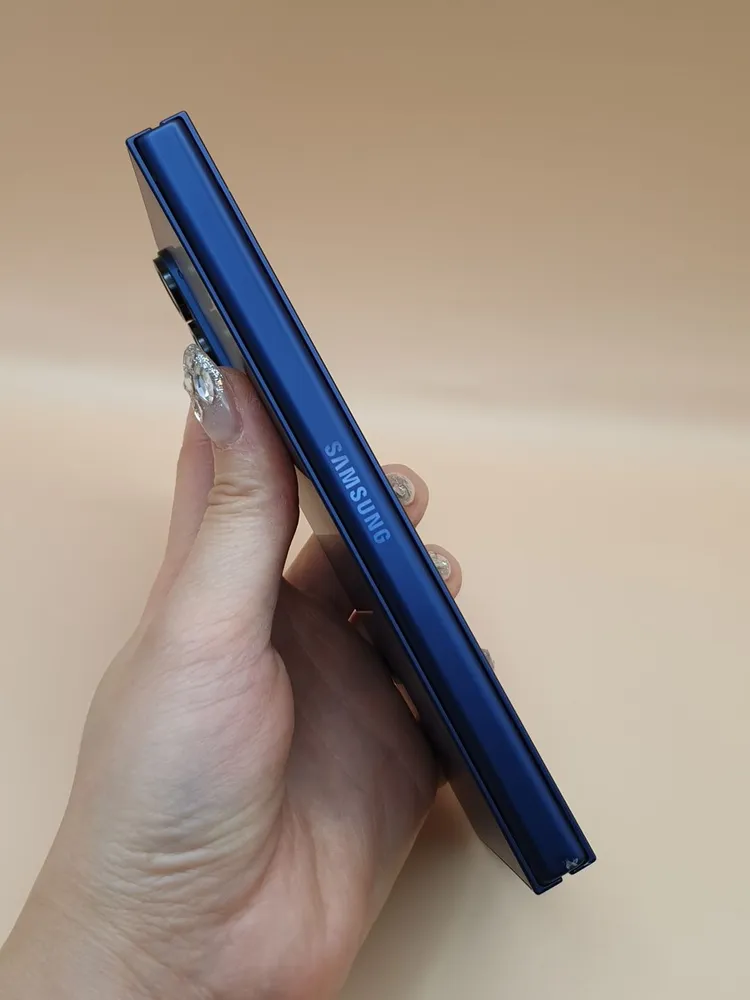 갤럭시 Z폴드6 5G 네이비 256기가 판매합니다-F956N 이미지