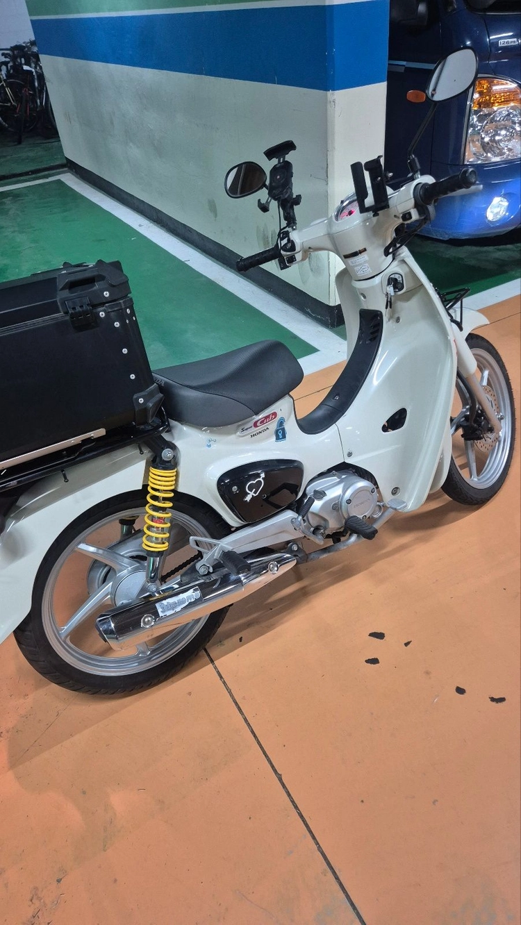 110cc 스쿠터 이미지