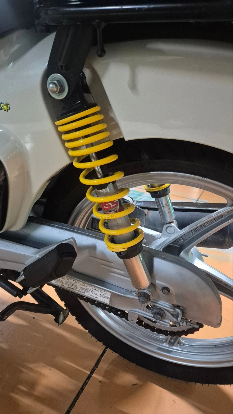 110cc 스쿠터 이미지