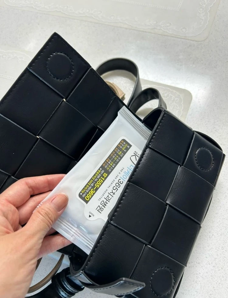 보테가베네타 카세트백 이미지