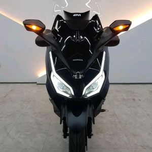 포르자350 2024년식 9천KM 판매합니다 이미지