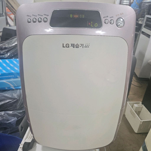 LG제습기 10리터 결로방지예방 물잘빨립니다 빨래잘말립니다 이미지