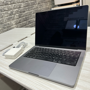 맥북프로 14인치 m1max 32g 1T 이미지