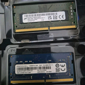 DDR4 8GB 메모리 2개 이미지