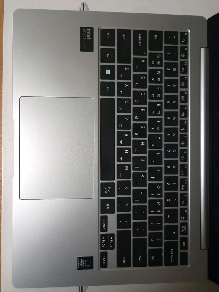 삼성 갤럭시북4 프로 14인치 노트북 (울트라7 / 32G / 1TB) NT940XGK-KD72S 이미지