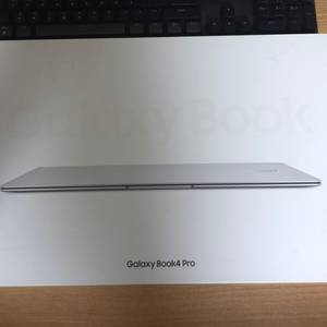 삼성 갤럭시북4 프로 14인치 노트북 (울트라7 / 32G / 1TB) NT940XGK-KD72S 이미지
