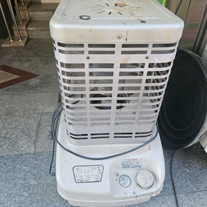 한일석유난로 등유난로 로터리난로 히터난로 캠핑난로 온풍기 열풍기 기 이미지
