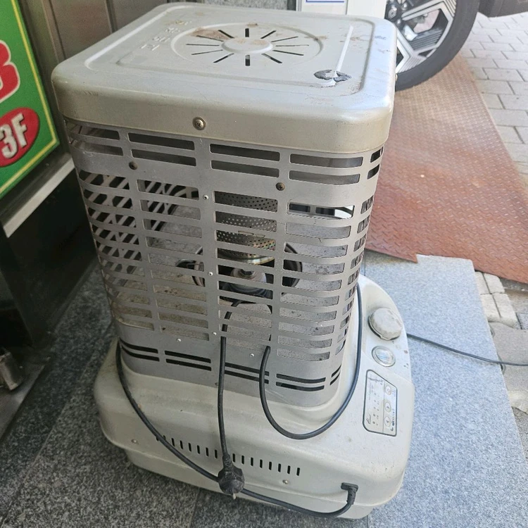 한일석유난로 등유난로 로터리난로 히터난로 캠핑난로 온풍기 열풍기 기 이미지
